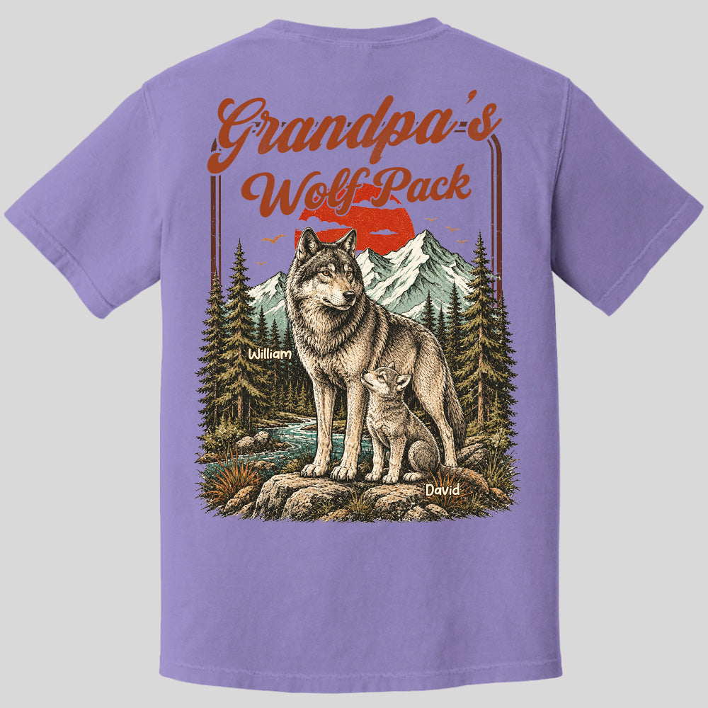 Personalized Grandpa Wolf Pack T-Shirt Father Day Gifts for Dad Funny Papa Tshirt Cool Daddy Wolf Vintage Retro Shirt for Men Pt99