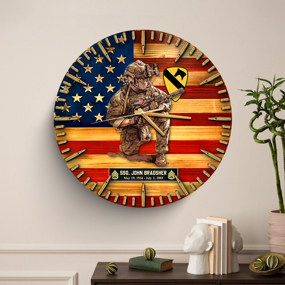 Personalized Wooden Wall Clock Custom Rank Name Division Veteran American Rustic Flag Gift For Veterans K1702 Trhn