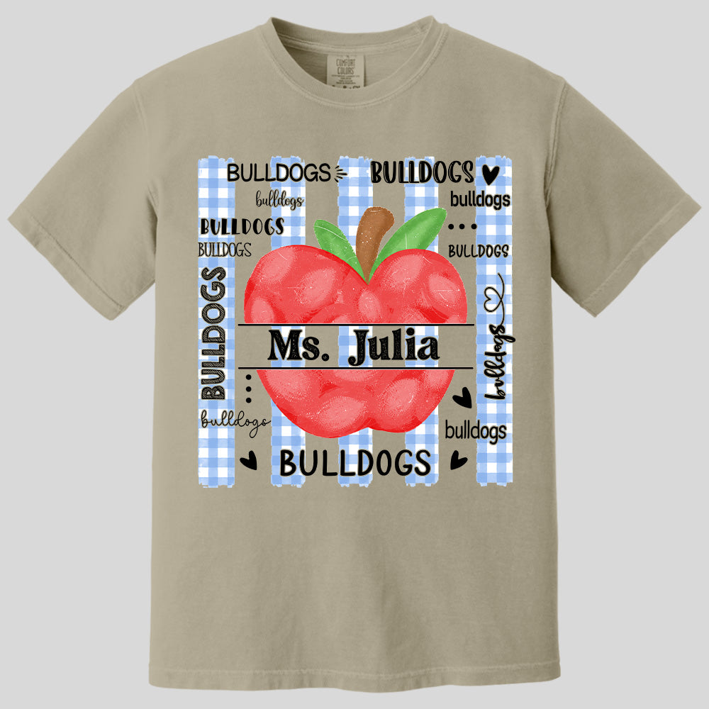 Personalized Bulldogs Teacher Apple Shirt – Custom Teacher Name Back to School T-Shirt Na02 Pt99